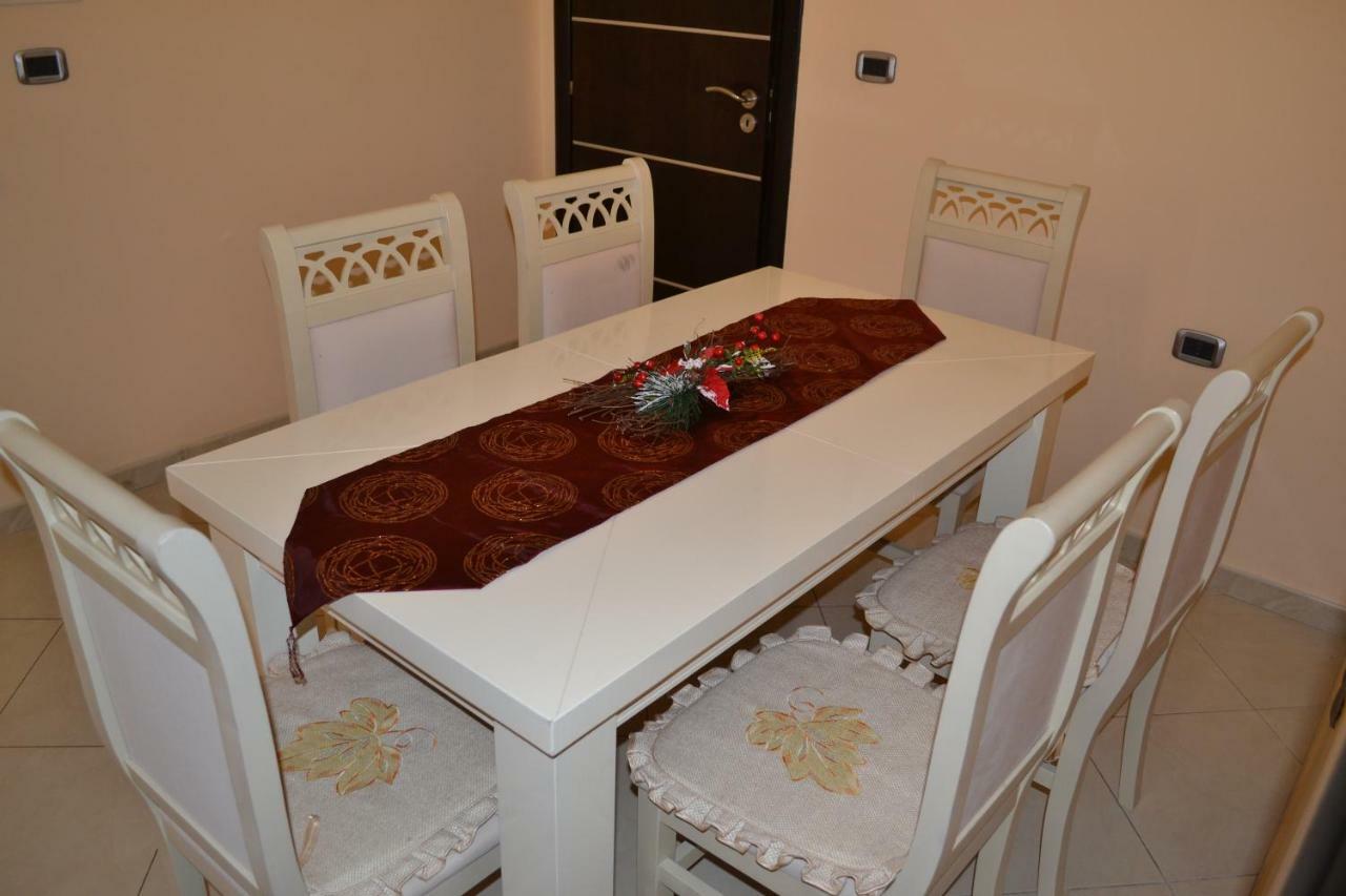 Penthouse 4 Bedrooms Apartment Vlore Ngoại thất bức ảnh
