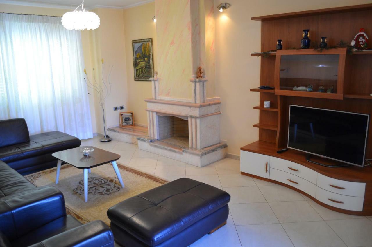 Penthouse 4 Bedrooms Apartment Vlore Ngoại thất bức ảnh